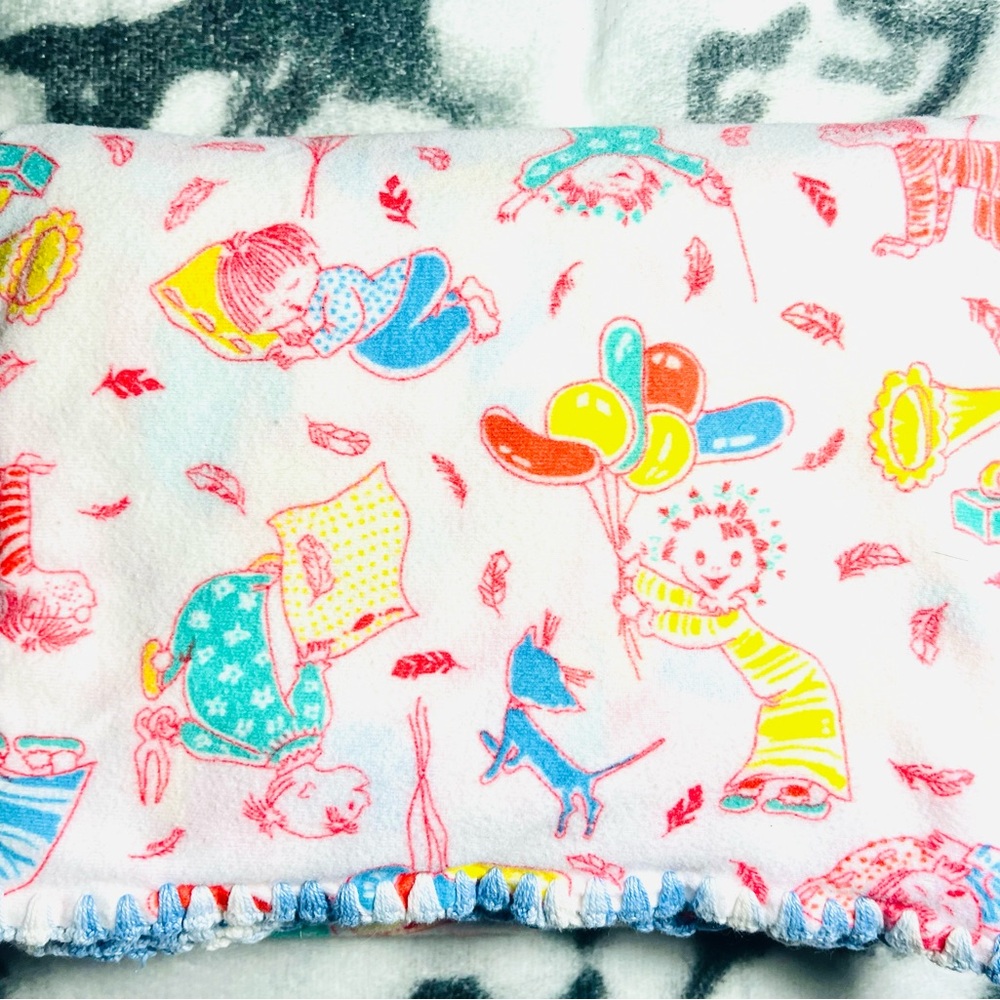 1970’s Vintage Lightweight Plush Like Baby Blanket with Hand Stitched Edging